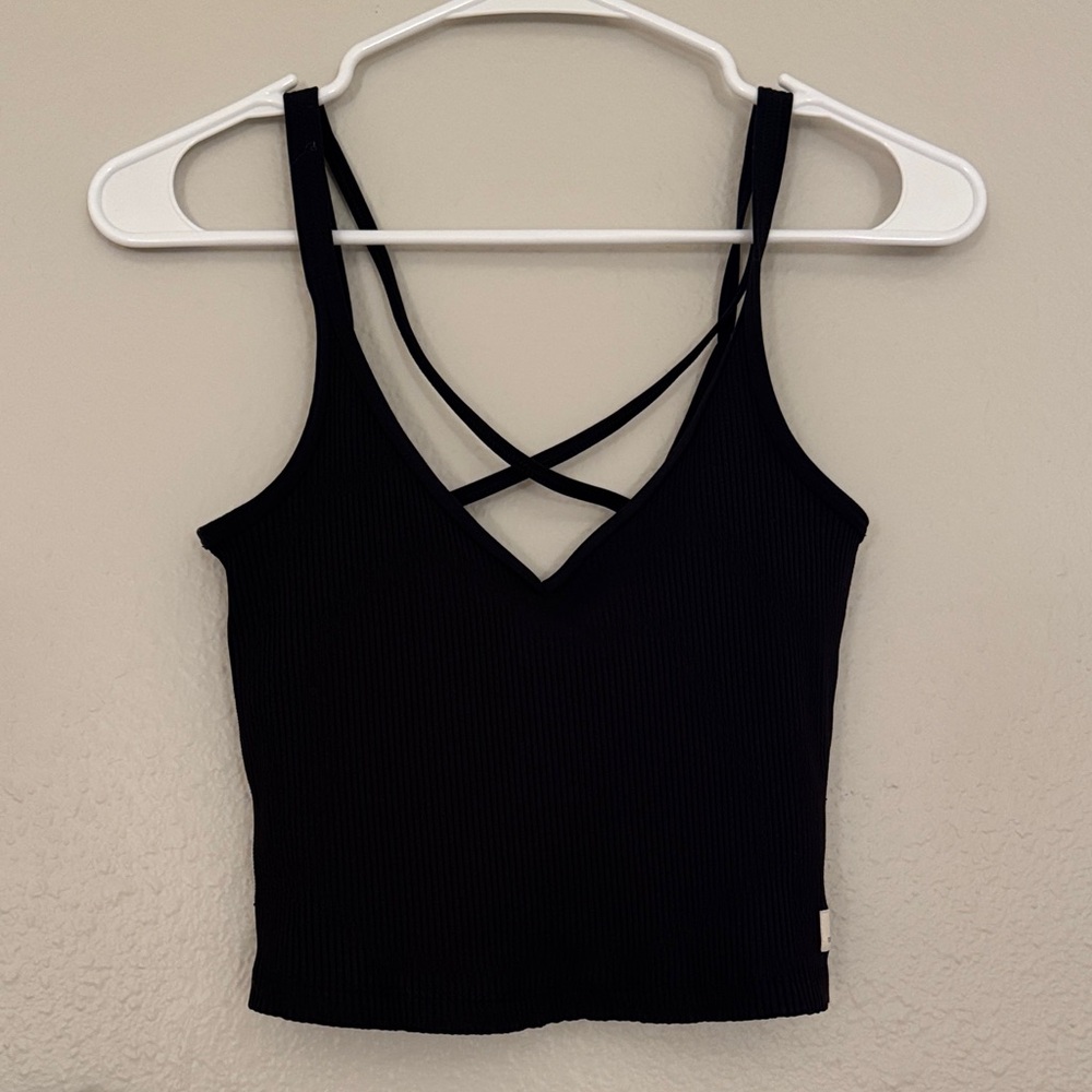 Vuori Women’s Black Ribbed Tank Top